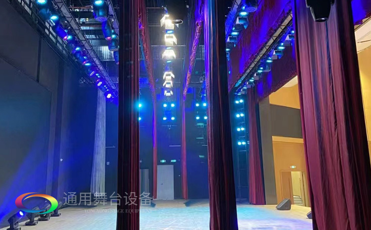 專業●專注●專心 供應舞臺機械、舞臺阻燃幕布、舞臺燈光影響等相關產品，用心服務顧客！